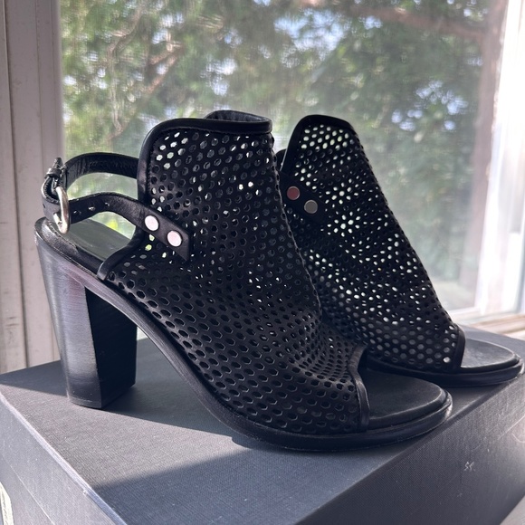 rag & bone Shoes - Rag & Bone Wyatt Sandal